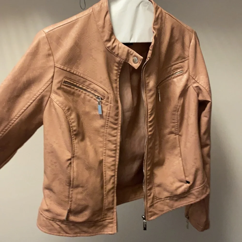 Jacket - Picture 2 of 3